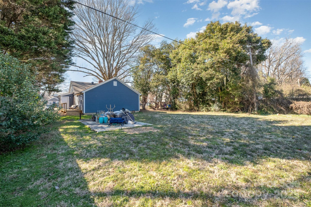 2137 Highland St Charlotte, NC 28208