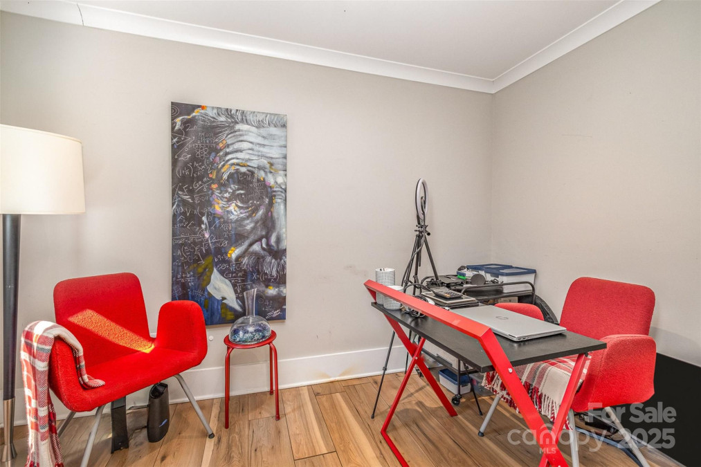 2137 Highland St Charlotte, NC 28208