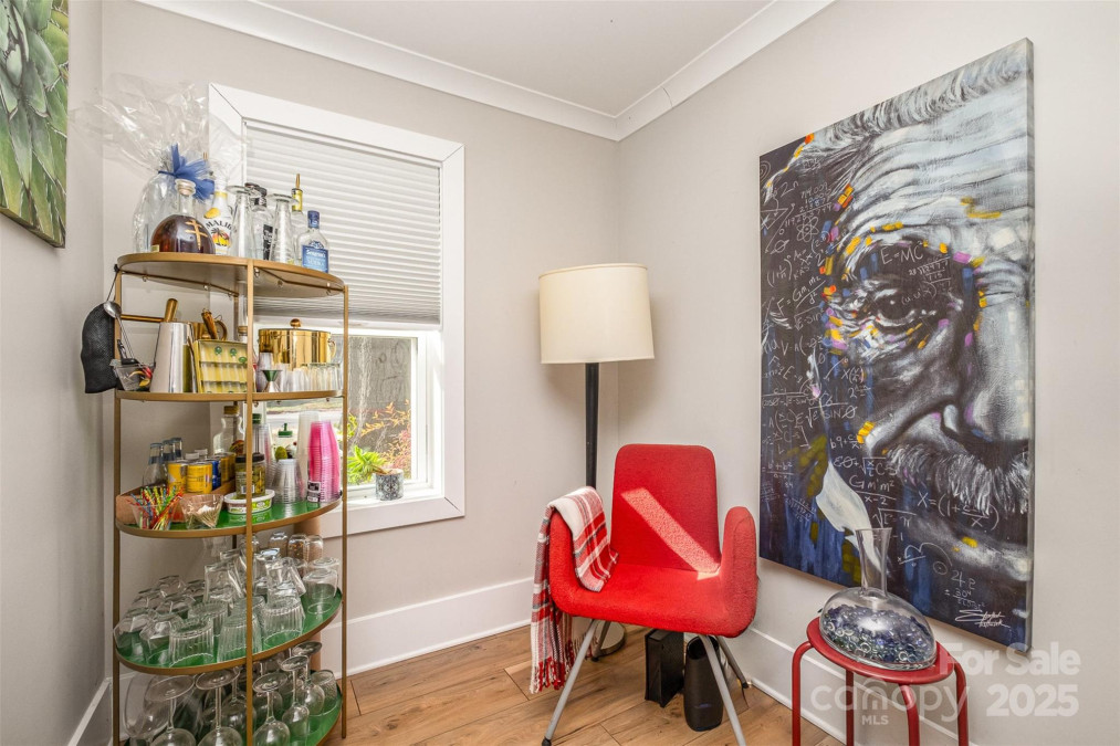 2137 Highland St Charlotte, NC 28208