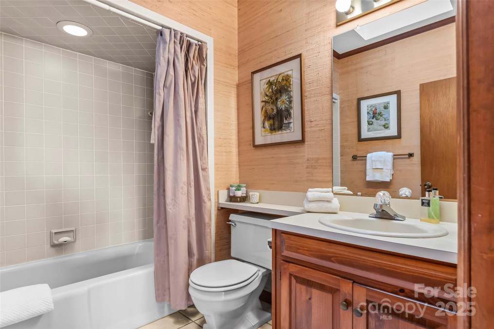 243 Red Oak Trl Boone, NC 28607