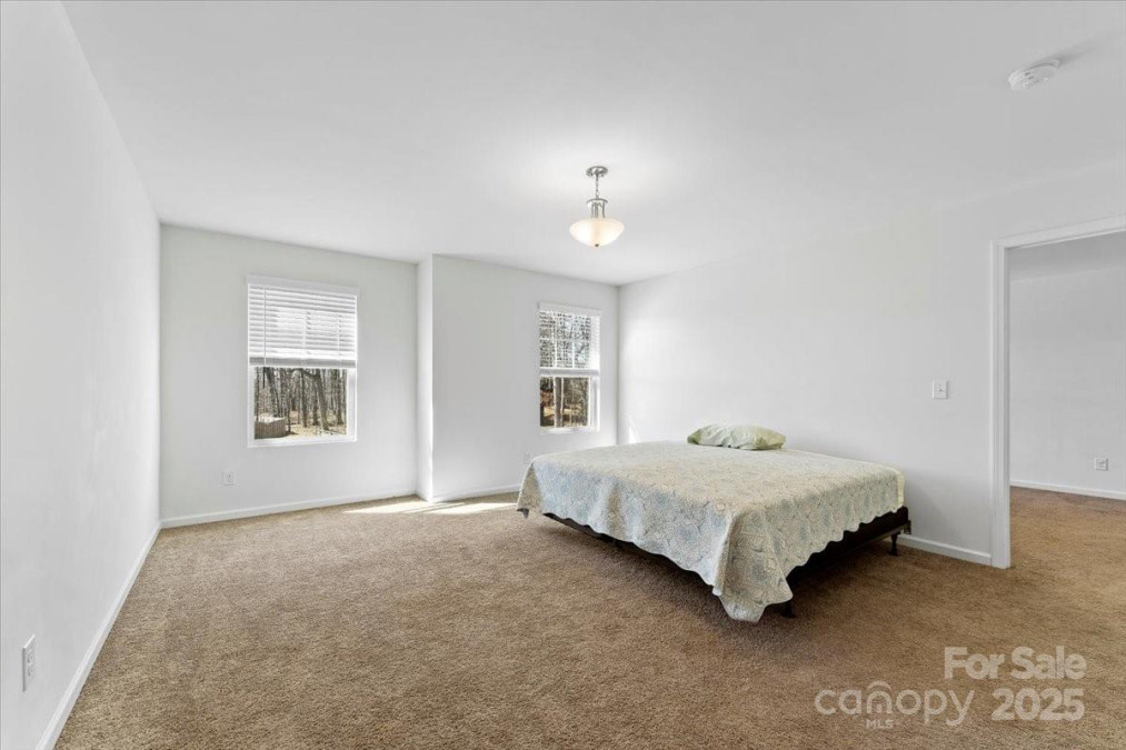 1036 Bramcote Ln Charlotte, NC 28215