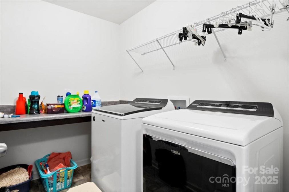 1036 Bramcote Ln Charlotte, NC 28215