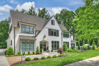 2509 Montrose Ct Charlotte, NC 28207