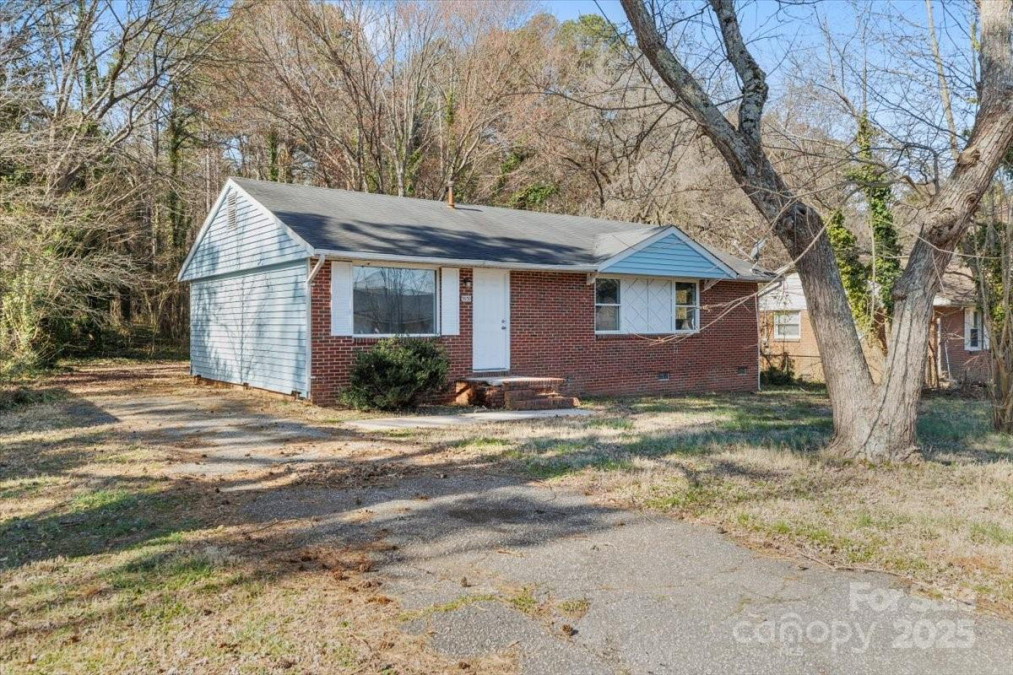 3030 Crawford Ave Gastonia, NC 28052