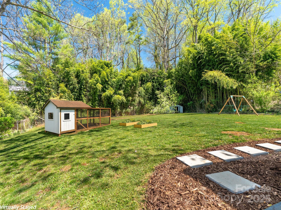 234 Monte Vista Rd Candler, NC 28715