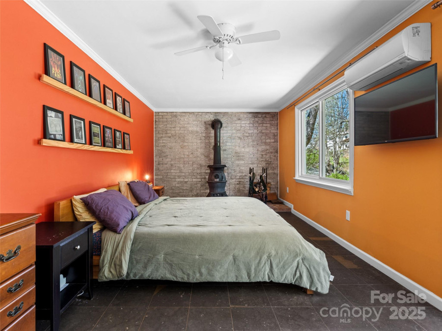 234 Monte Vista Rd Candler, NC 28715