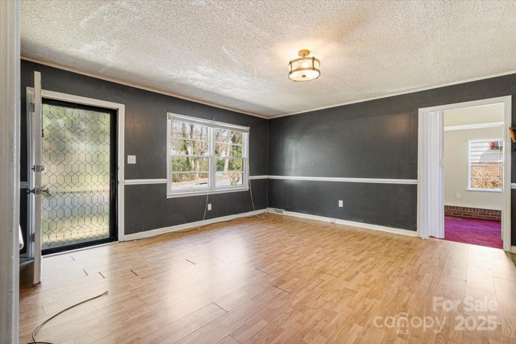 629 Johns Ln Gastonia, NC 28052