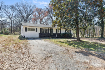 629 Johns Ln Gastonia, NC 28052
