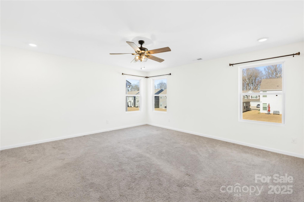 4021 Eckels Dr Charlotte, NC 28215