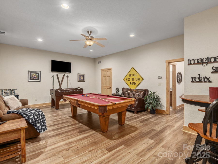 330 Vista Dr Mars Hill, NC 28754