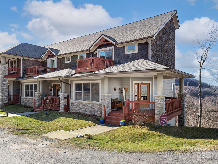 330 Vista Dr Mars Hill, NC 28754