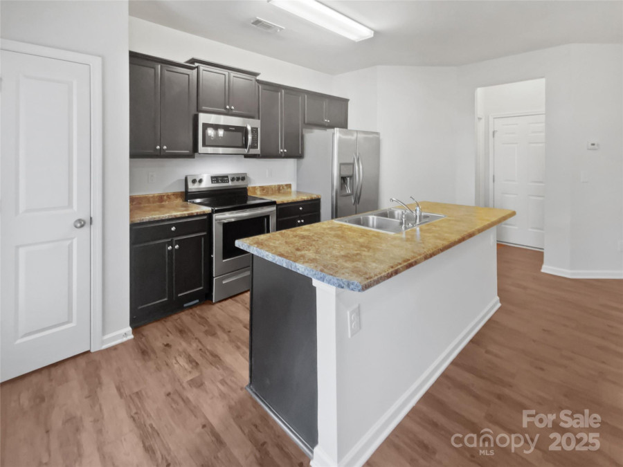 9154 Bradstreet Commons Way Charlotte, NC 28215