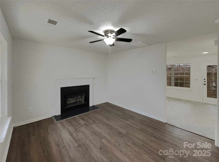 1411 Swaying Branch Ln Clover, SC 29710