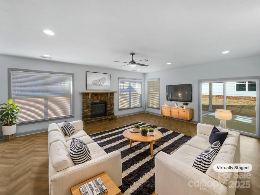 12326 Cranberry Glades Dr Cornelius, NC 28031