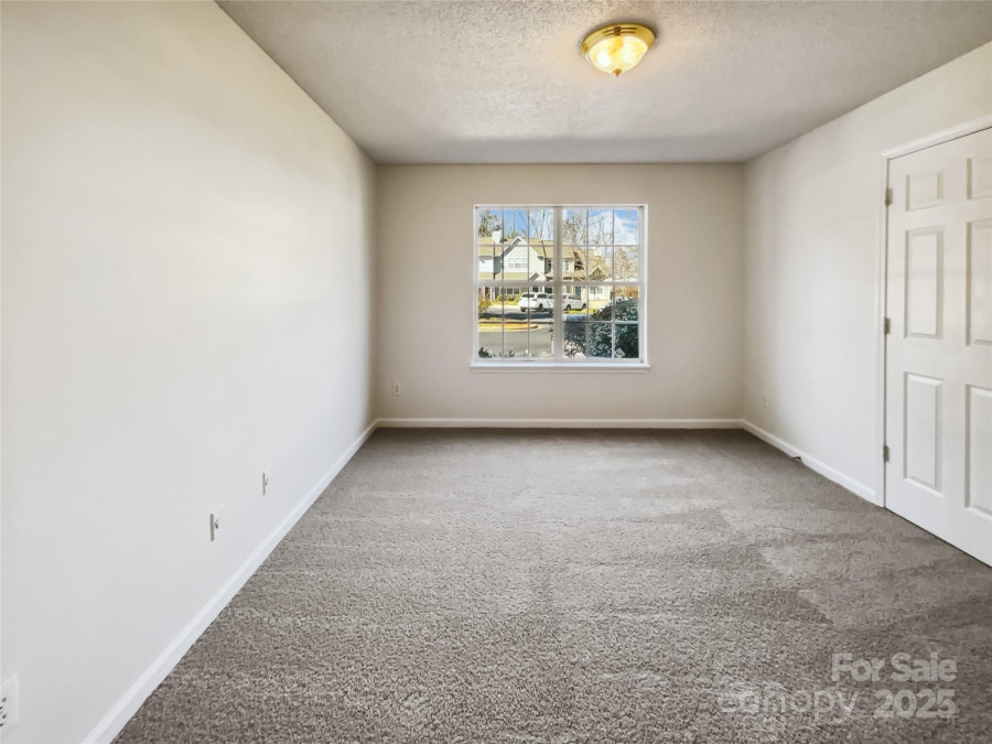 12616 Tucker Crossing Ln Charlotte, NC 28273