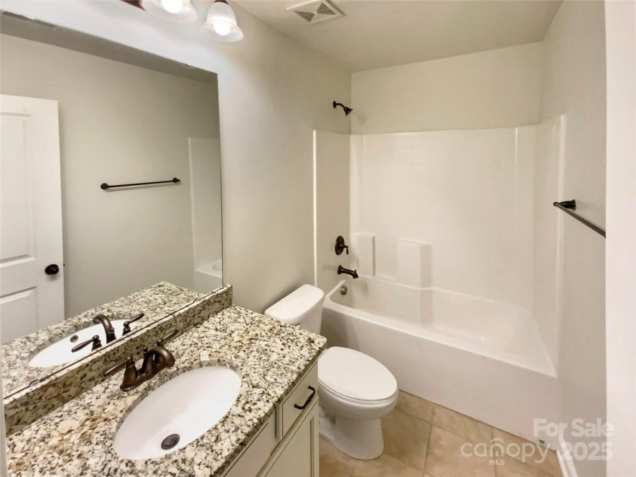 11123 River Oaks Dr Concord, NC 28027
