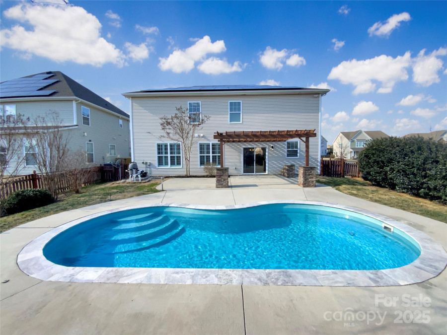 11123 River Oaks Dr Concord, NC 28027