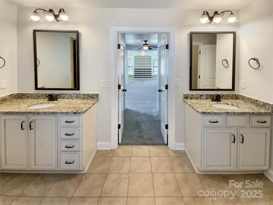 11123 River Oaks Dr Concord, NC 28027