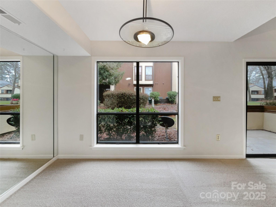 7340 Winery Ln Charlotte, NC 28227