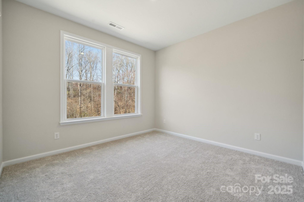 136 Glenn Dr Mooresville, NC 28115