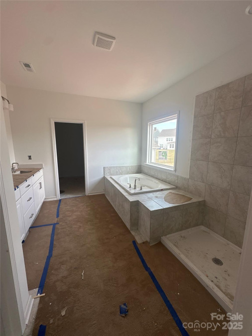 136 Glenn Dr Mooresville, NC 28115