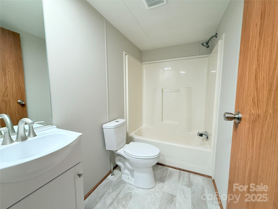 288 John L Hudson Sr Rd Lancaster, SC 29720