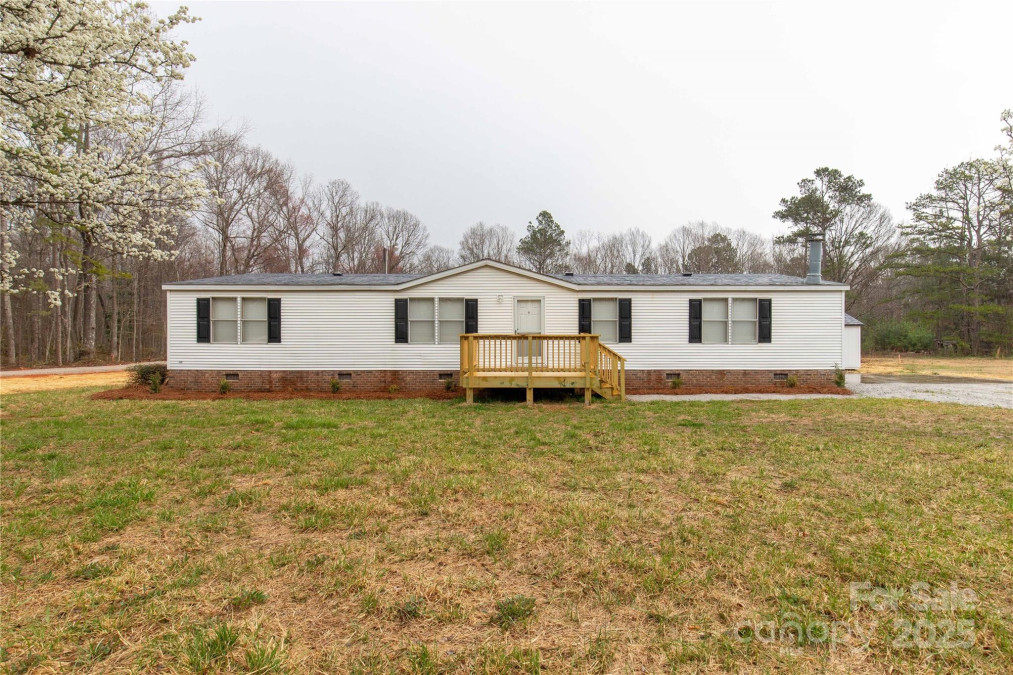 288 John L Hudson Sr Rd Lancaster, SC 29720