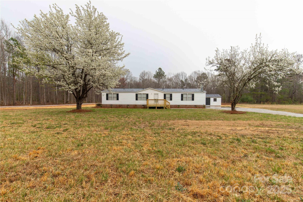 288 John L Hudson Sr Rd Lancaster, SC 29720