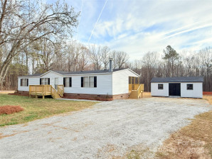 288 John L Hudson Sr Rd Lancaster, SC 29720