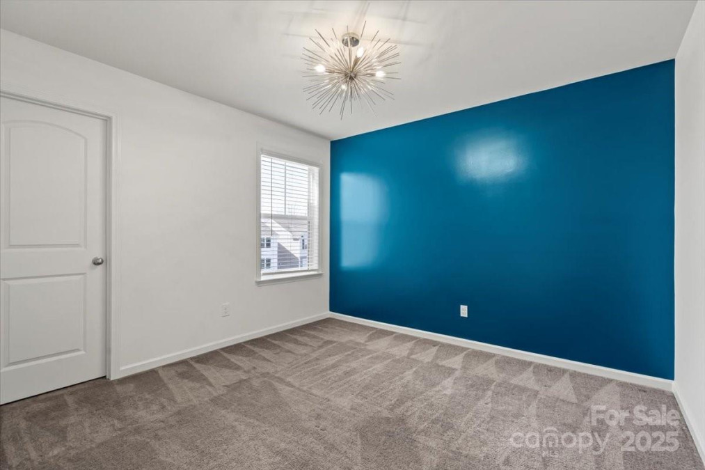 439 Newfound Hollow Dr Charlotte, NC 28214
