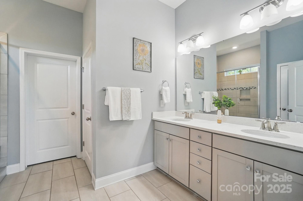 5004 Oakmere Rd Waxhaw, NC 28173
