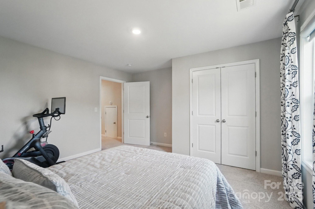 5004 Oakmere Rd Waxhaw, NC 28173