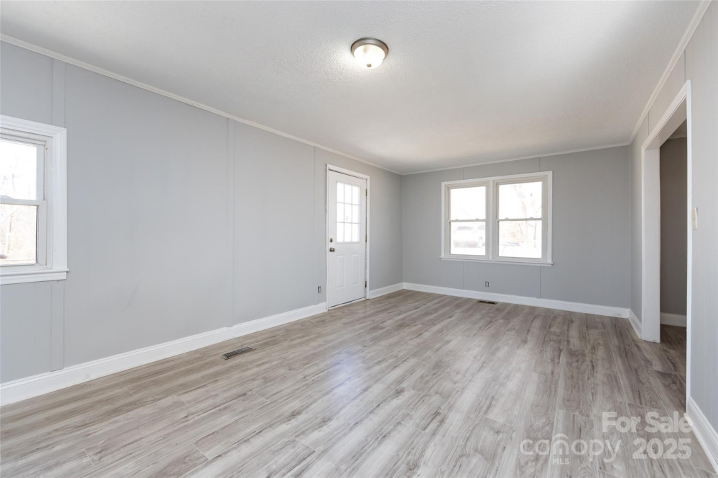 4211 Little Mountain Rd Gastonia, NC 28056
