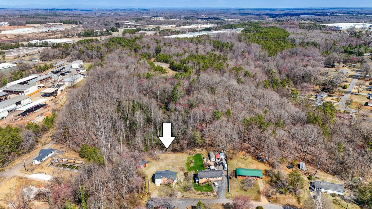 1740 Young Dr Conover, NC 28613