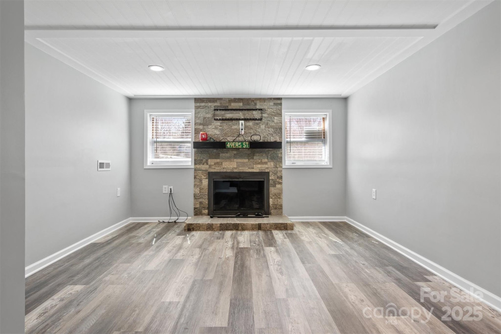 1740 Young Dr Conover, NC 28613