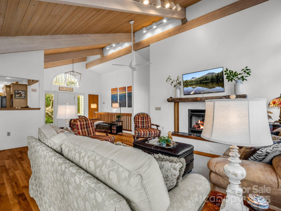 209 Walnut Ridge Rd Brevard, NC 28712