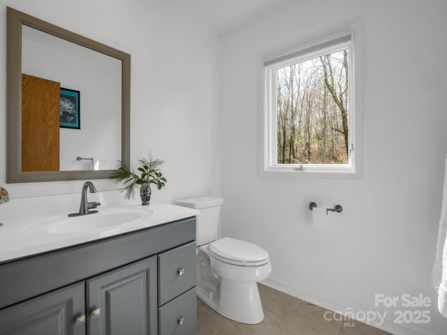 209 Walnut Ridge Rd Brevard, NC 28712