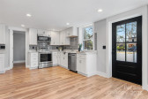 1206 9th St Hickory, NC 28601