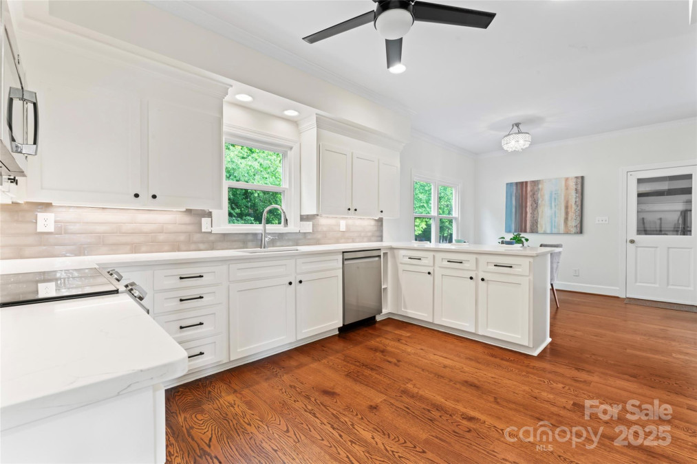 1226 Flint Ct Matthews, NC 28104
