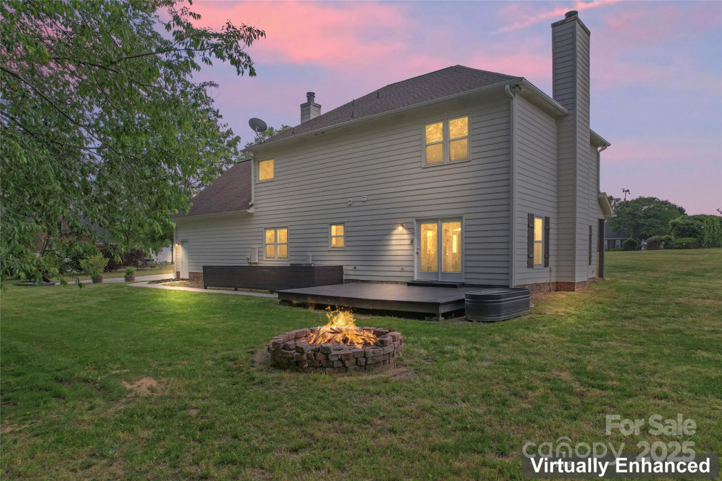 1226 Flint Ct Matthews, NC 28104