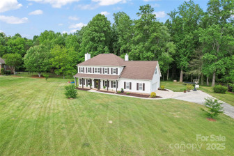 1226 Flint Ct Matthews, NC 28104