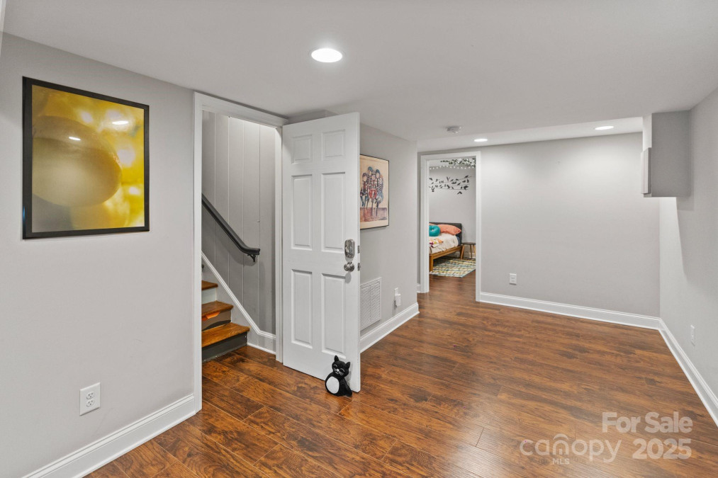 6126 Netherwood Dr Charlotte, NC 28210