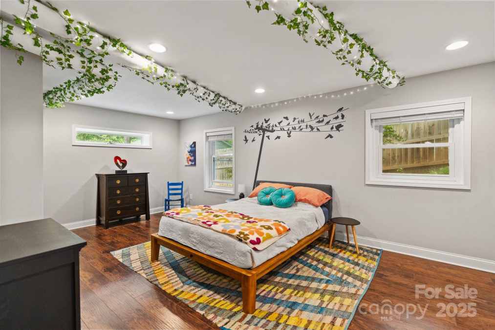 6126 Netherwood Dr Charlotte, NC 28210