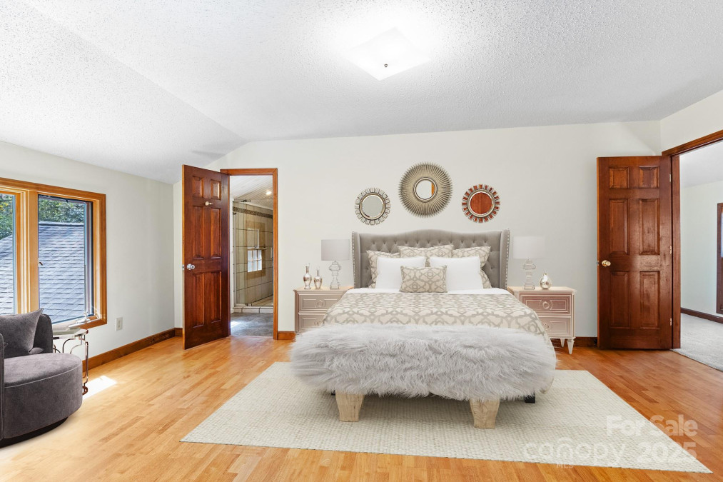 15 Elmwood Ln Asheville, NC 28803