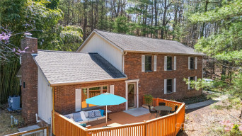 15 Elmwood Ln Asheville, NC 28803