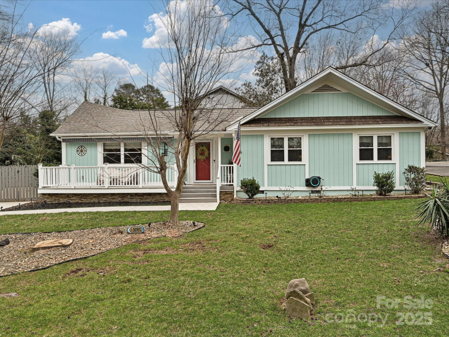 5091 Windward Dr Tega Cay, SC 29708