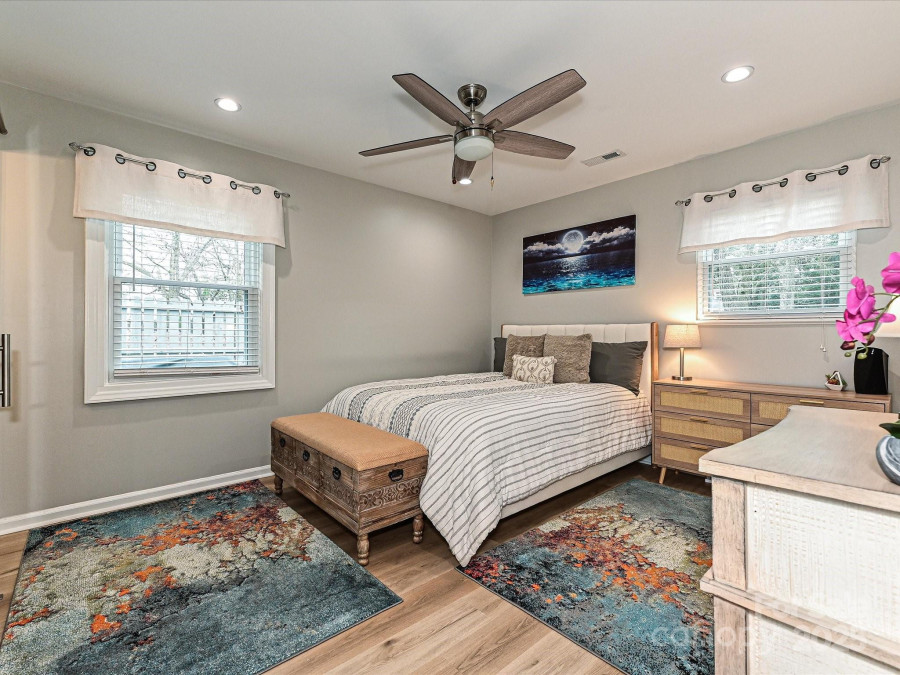 5091 Windward Dr Tega Cay, SC 29708