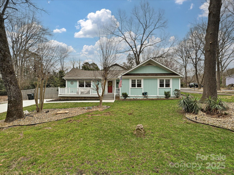 5091 Windward Dr Tega Cay, SC 29708