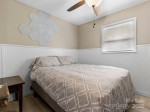 542 Duncan Creek Rd Fletcher, NC 28732