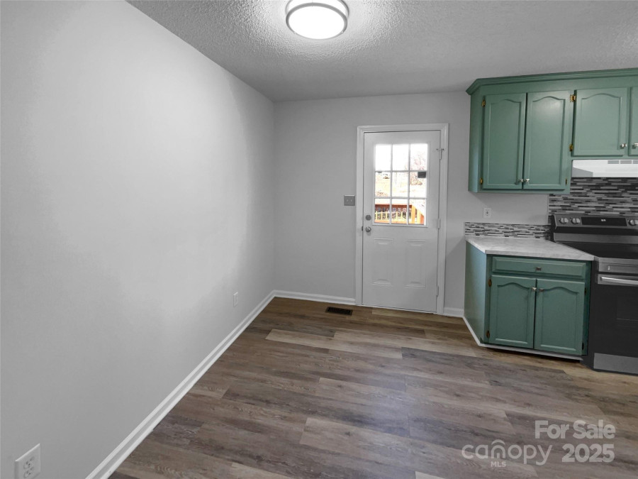 2725 Fair Oaks Dr Gastonia, NC 28054